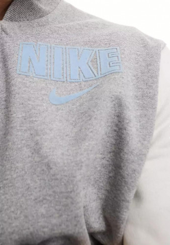Куртка Nike photo 2